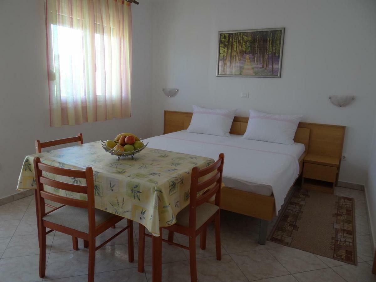 Vila Lola Apartmani Trogir Exterior foto